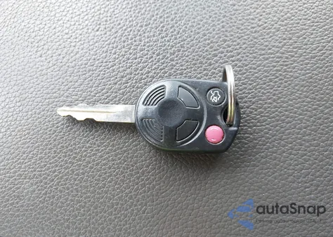 2010 Ford Expedition Xlt из США, поврежденный, VIN 1FMJU1G59AEB59065